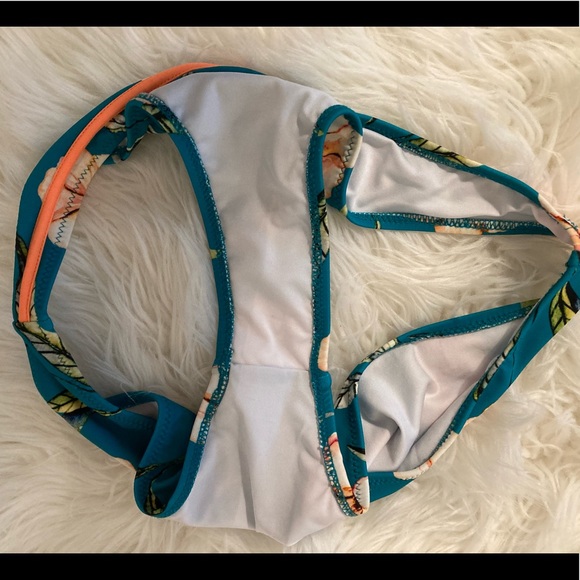Womens Bikini Bottom (only) - Picture 5 of 9